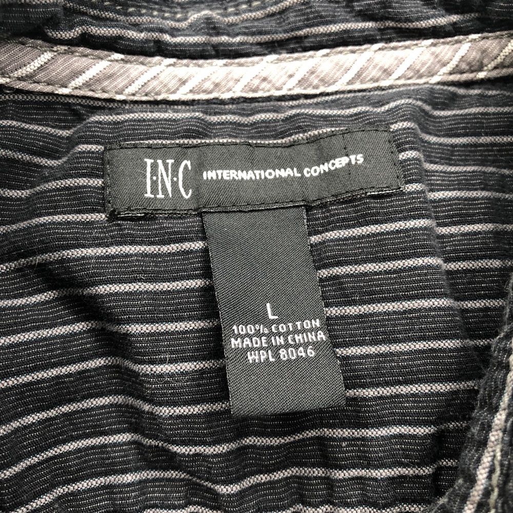 INC button down - Picture 5 of 7